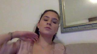 Giulia01it webcam show 2019-11-19_23-57-30_780