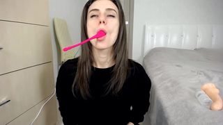 Jerryreid webcam show 2019-11-19_17-23-10_230