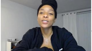 Frankii_ short masturbate show