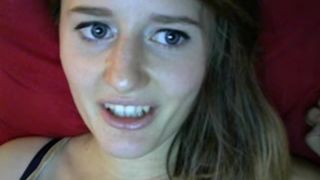 Avocadosalad Flashes Big Boobs During Solo Show