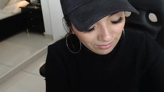 Melanihopper webcam show 2019-11-23_05-31-52_209