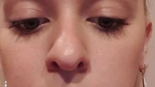 Monikag webcam show 2019-11-25_22-53-34_439