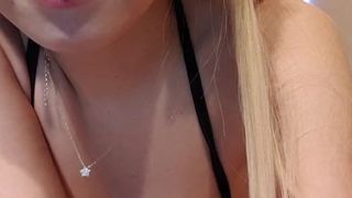 Monikag webcam show 2019-11-27_20-31-45_656