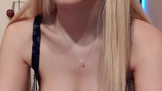 Monikag webcam show 2019-11-28_22-19-23_206