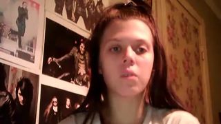 Famous-monster webcam show 2019-12-06_20-07-34_641