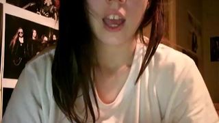 Famous-monster webcam show 2019-12-06_20-07-34_641