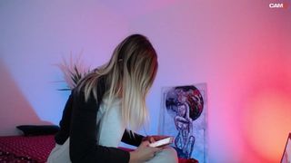 Cassy_cum webcam show 2019-12-04_01-19-17_447