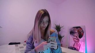 Cassy_cum webcam show 2019-12-01_22-32-33_822