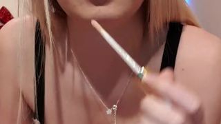 Monikag webcam show 2019-12-04_19-51-39_784