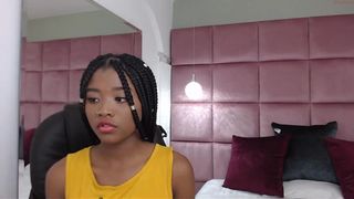 moesha_rey_01062019_0421_female_chaturbate