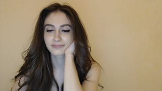 Snowww_white public show