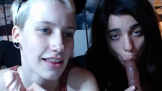 AelaStone and LitlKitty cum show