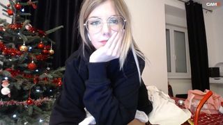 Cassy_cum webcam show 2019-12-11_00-35-15_790