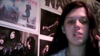 Famous-monster webcam show 2019-12-14_20-49-21_873