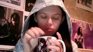 Famous-monster webcam show 2019-12-15_17-41-12_160