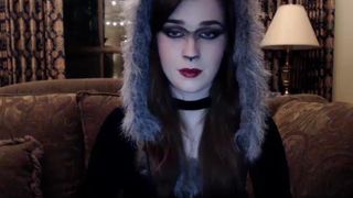 Evelynclaire in a cute outfit