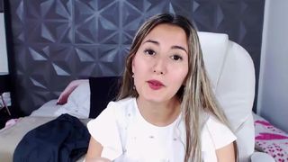 B3llaspring webcam show 2019-12-16_12-11-57_411