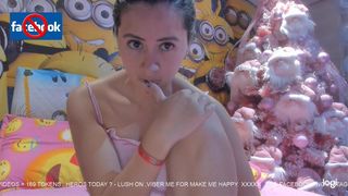 Crazypilar webcam show 2019-12-18_05-58-43_234