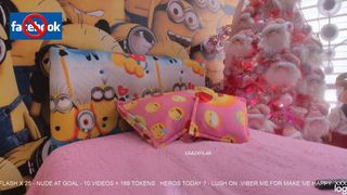 Crazypilar webcam show 2019-12-17_22-08-36_616