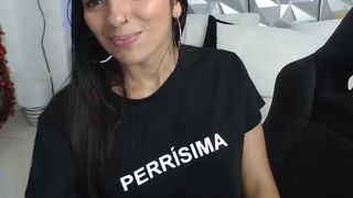 Melanihopper webcam show 2019-12-18_01-36-41_398