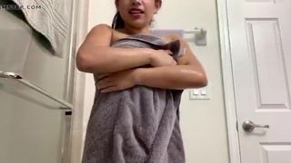 yesitsgutz nipple blooper