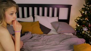 _2strangers lesbian sex