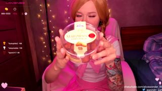 alicewonder_99-2019-12-09 1/3