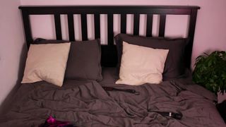 _2strangers-2019-12-05 2/2