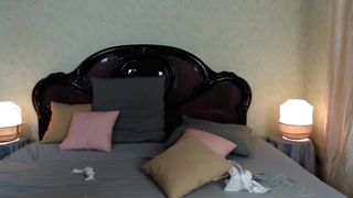 sonjashy-2019-10-14 2/4