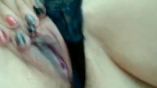 LittleCat tocándose