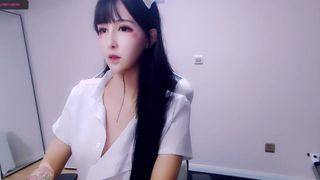 cute_dami 2019 ③  show her hairy pussy
