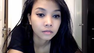 sexyticky_04012020_2339_female_chaturbate
