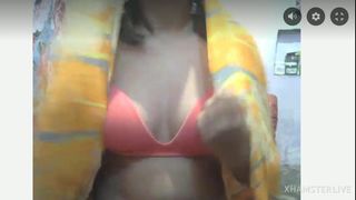 Simmi_hot face almost visible