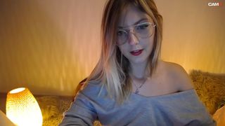 Cassy_cum webcam show 2019-12-24_01-04-58_723