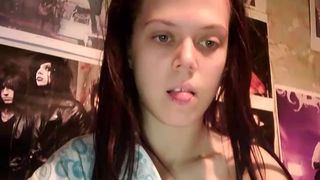 Famous-monster webcam show 2019-12-21_15-46-03_465