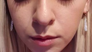 Monikag webcam show 2019-12-19_23-09-00_412