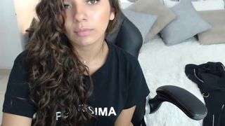 Melanihopper webcam show 2020-01-12_05-22-50_660