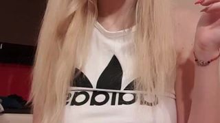 Monikag webcam show 2020-01-10_22-32-52_434