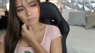 Melanihopper webcam show 2020-01-14_03-01-56_281