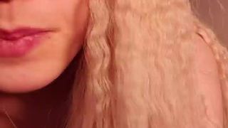 Monikag webcam show 2020-01-06_23-59-16_069