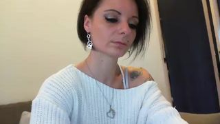 Lalyhot01 webcam show 2020-01-14_09-32-11_654