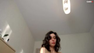 Jerryreid webcam show 2020-01-03_13-13-32_958