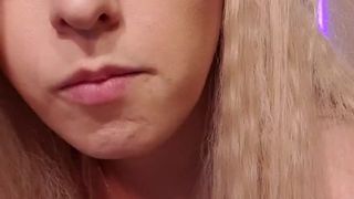 Monikag webcam show 2020-01-09_02-14-05_592