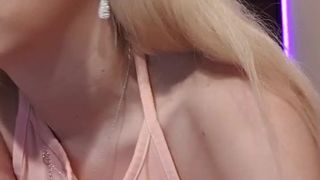 Monikag webcam show 2020-01-13_20-23-40_190