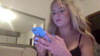 Giulia01it webcam show 2020-01-05_17-23-49_960