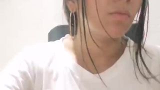 Melanihopper webcam show 2020-01-02_03-18-55_894