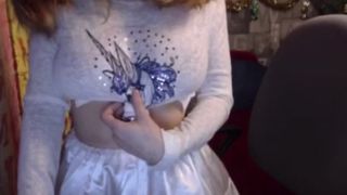 Nikifoks18 braless tease