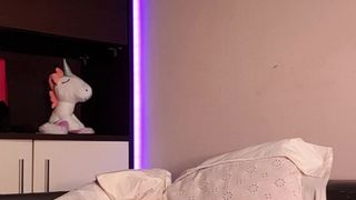 Monikag webcam show 2020-01-06_23-28-59_559