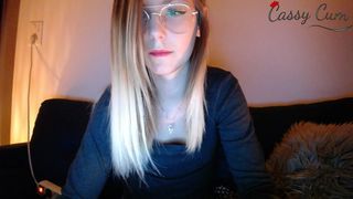 Cassy_cum webcam show 2020-01-13_23-00-54_215