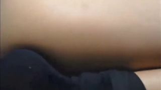 Reyy_ plays with anal beads